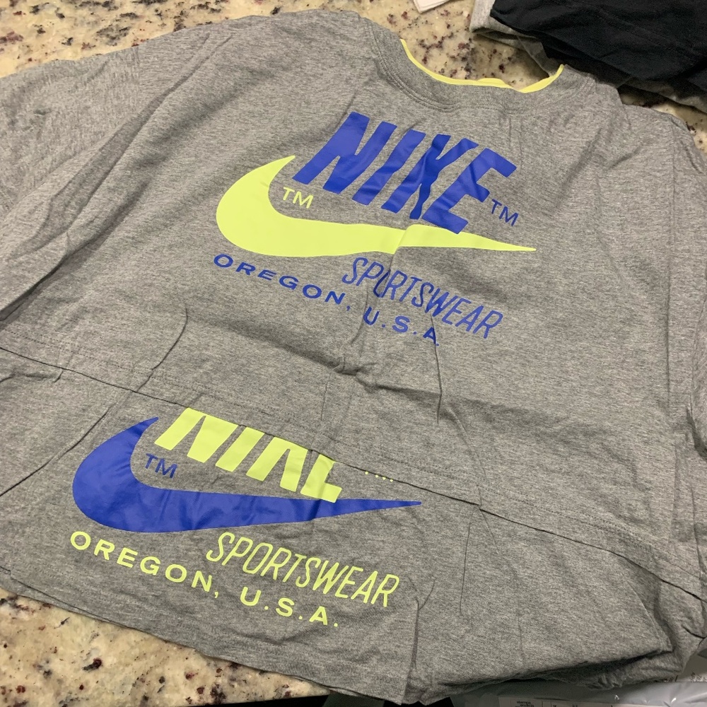 Nike T-Shirts (price is for 5 items)